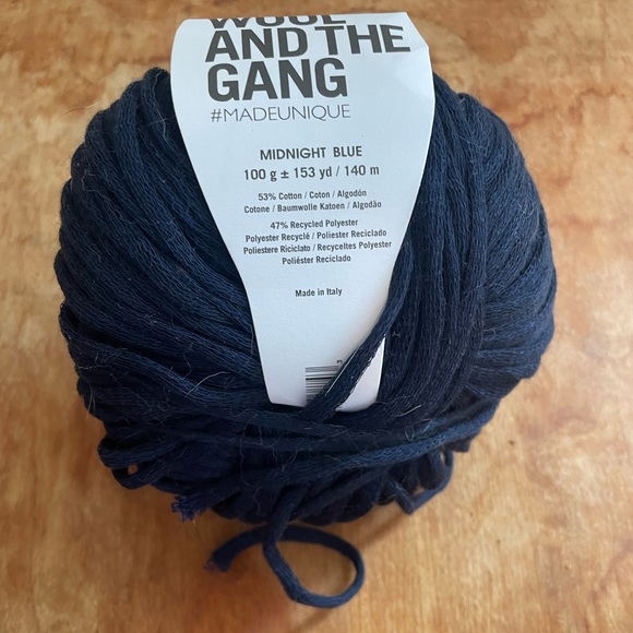 Midnight Blue Wool and the Gang New Wave Yarn - Picture 2 of 4